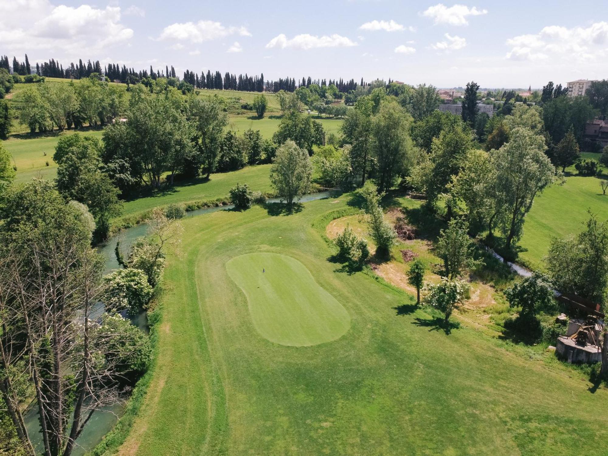 Locanda Golf Musella San Martino Buon Albergo Kültér fotó
